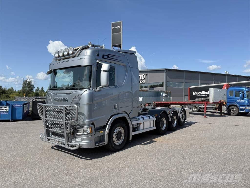 Scania R650 8x4 Chassis