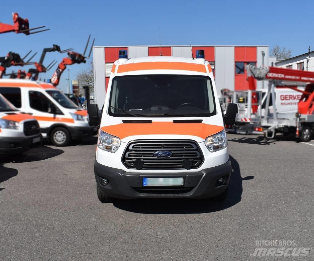 Ford Transit Custom Ambulancer