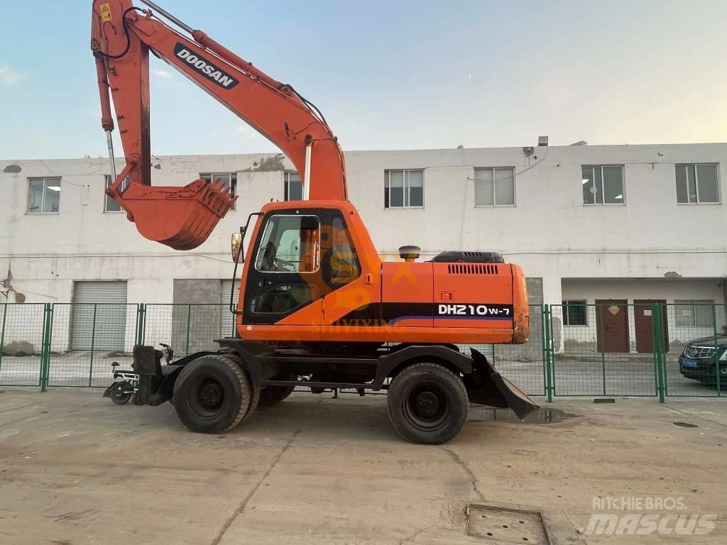 Doosan DH210W-7 Gravemaskiner på hjul