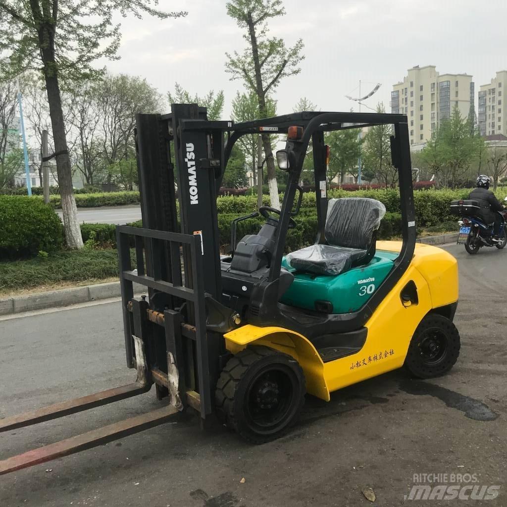 Komatsu 30 Diesel gaffeltrucks