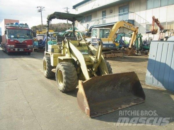 Mitsubishi WS300A Læssemaskiner på hjul