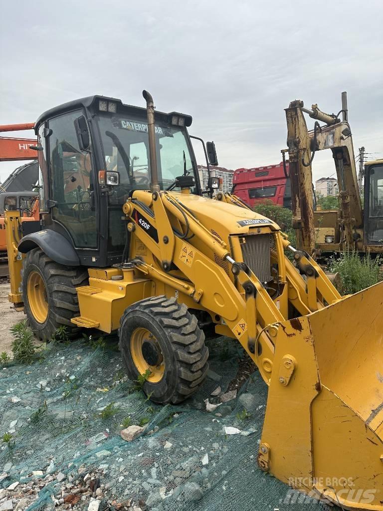 CAT 420 F Rendegravere
