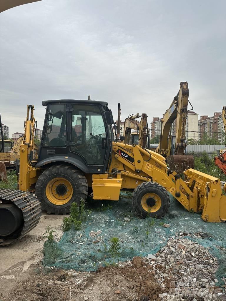 CAT 420 F Rendegravere