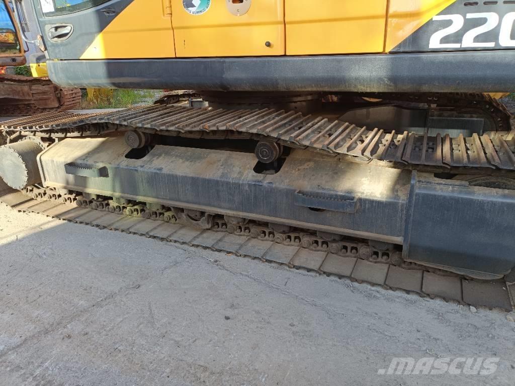 Hyundai R220LC-9S Gravemaskiner på larvebånd