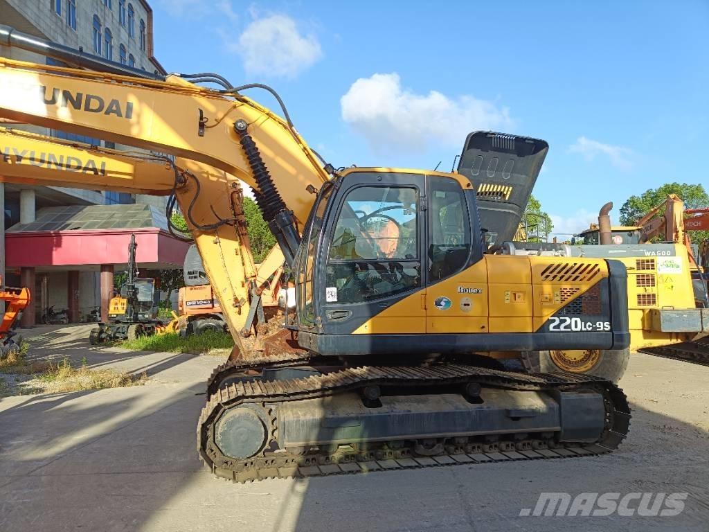 Hyundai R220LC-9S Gravemaskiner på larvebånd