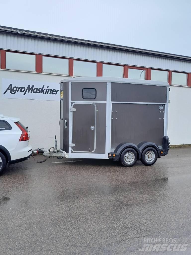 Ifor Williams HB 506 Anhænger til dyretransport