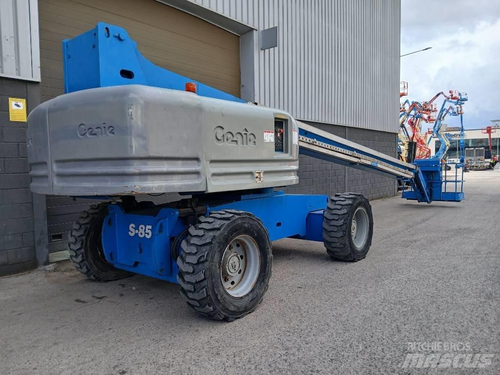 JLG 860 SJ Teleskoplifte