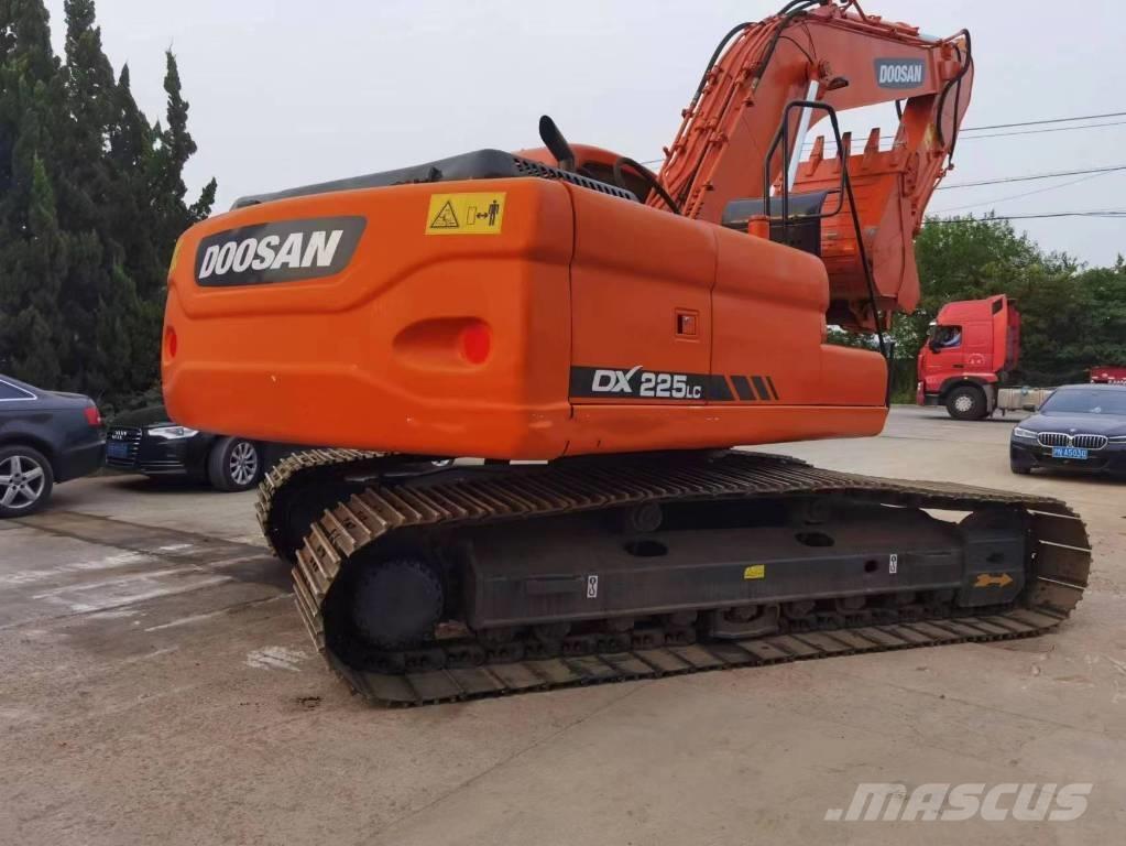 Doosan dx225 Gravemaskiner på larvebånd