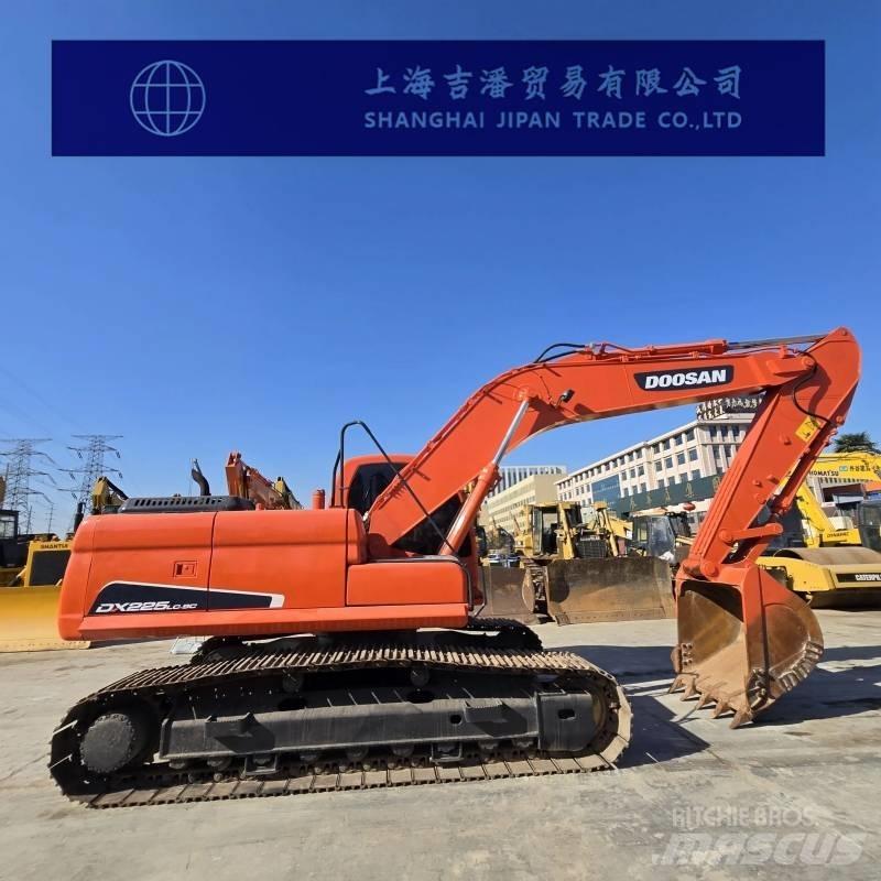 Doosan DX 225 RB Gravemaskiner på larvebånd