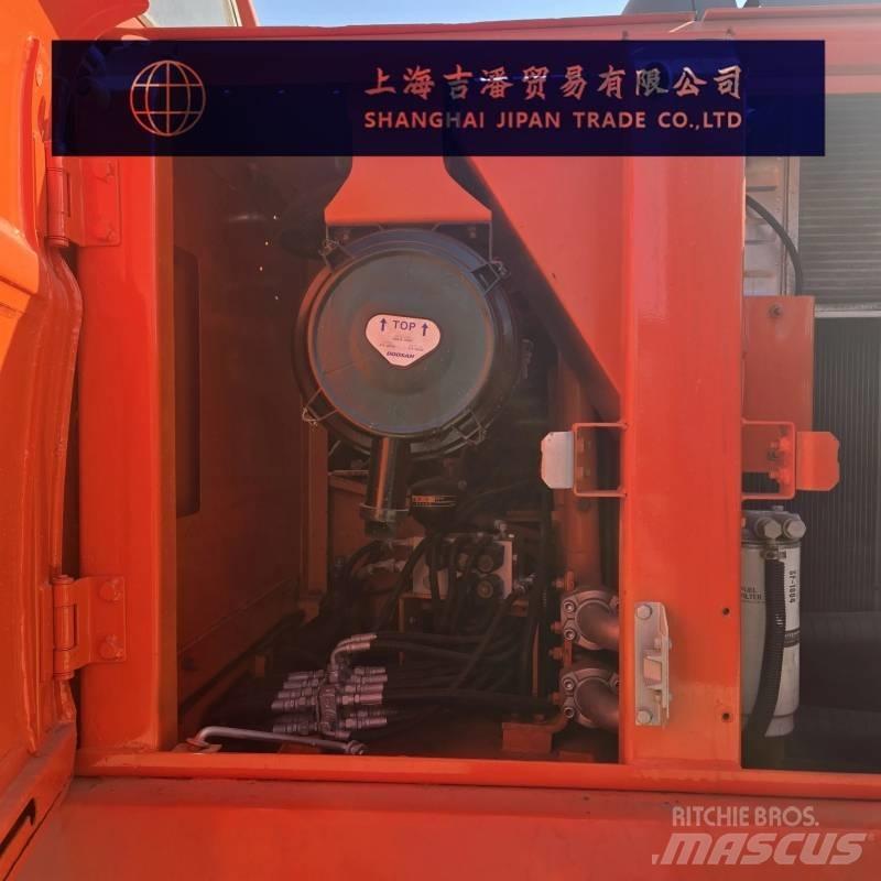 Doosan DX 225 RB Gravemaskiner på larvebånd