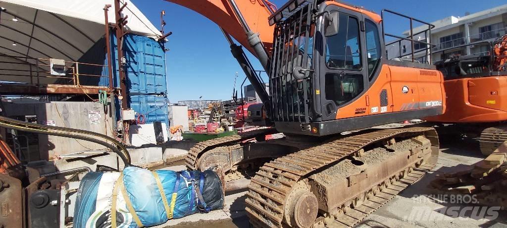 Doosan DX 300 LC Gravemaskiner på larvebånd