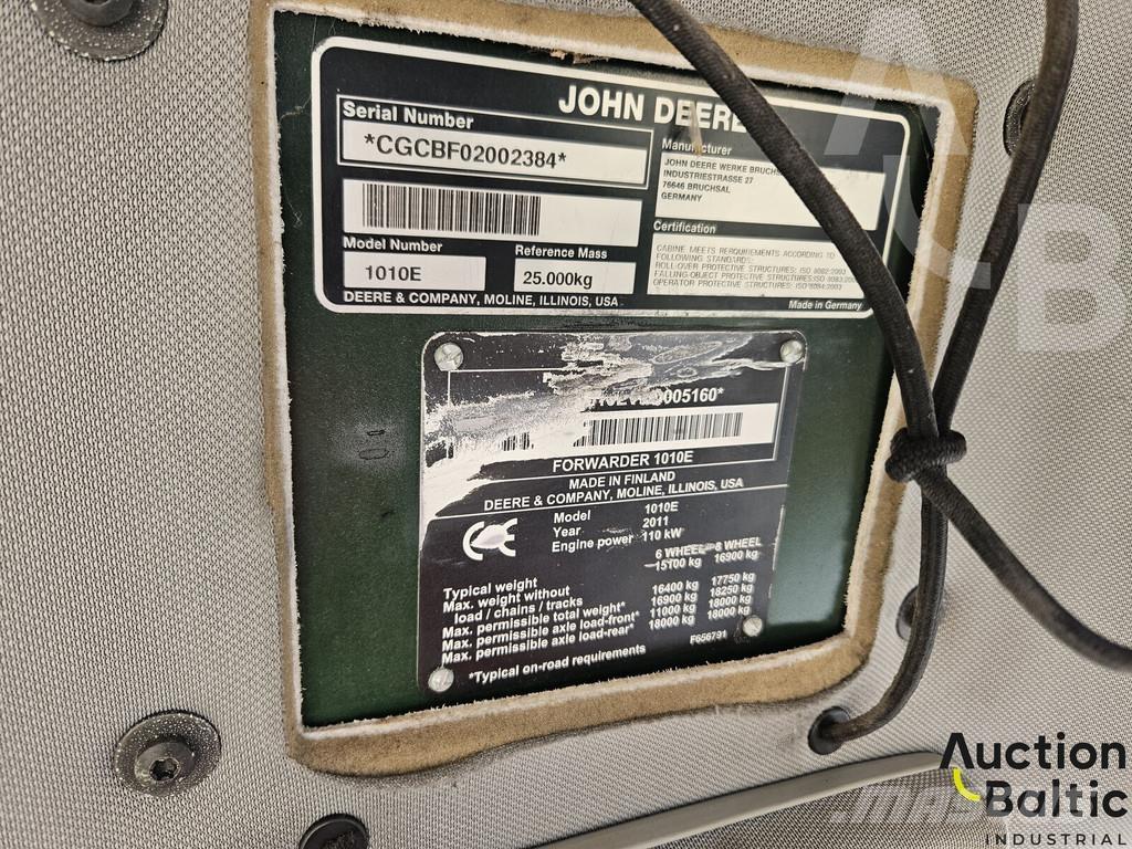 John Deere 1010 E Udkørselsmaskiner
