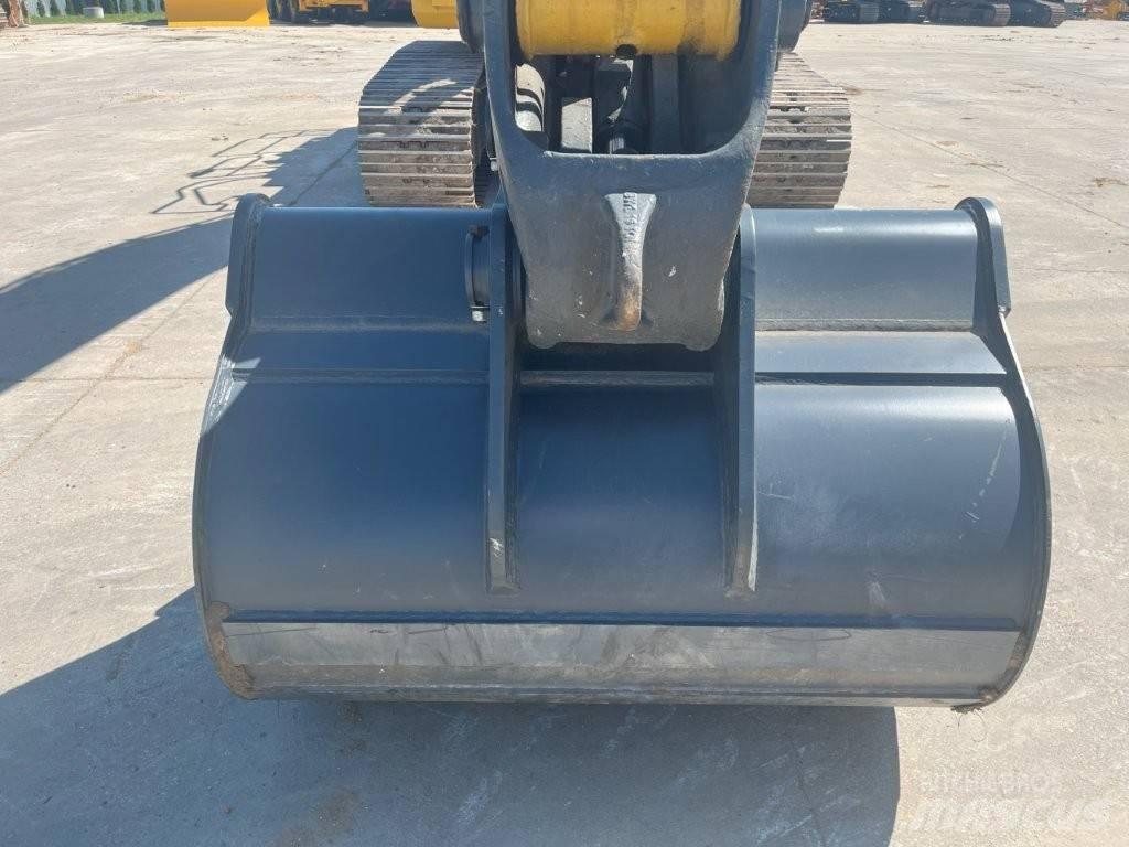 Komatsu PC 210 LC-11 Gravemaskiner på larvebånd