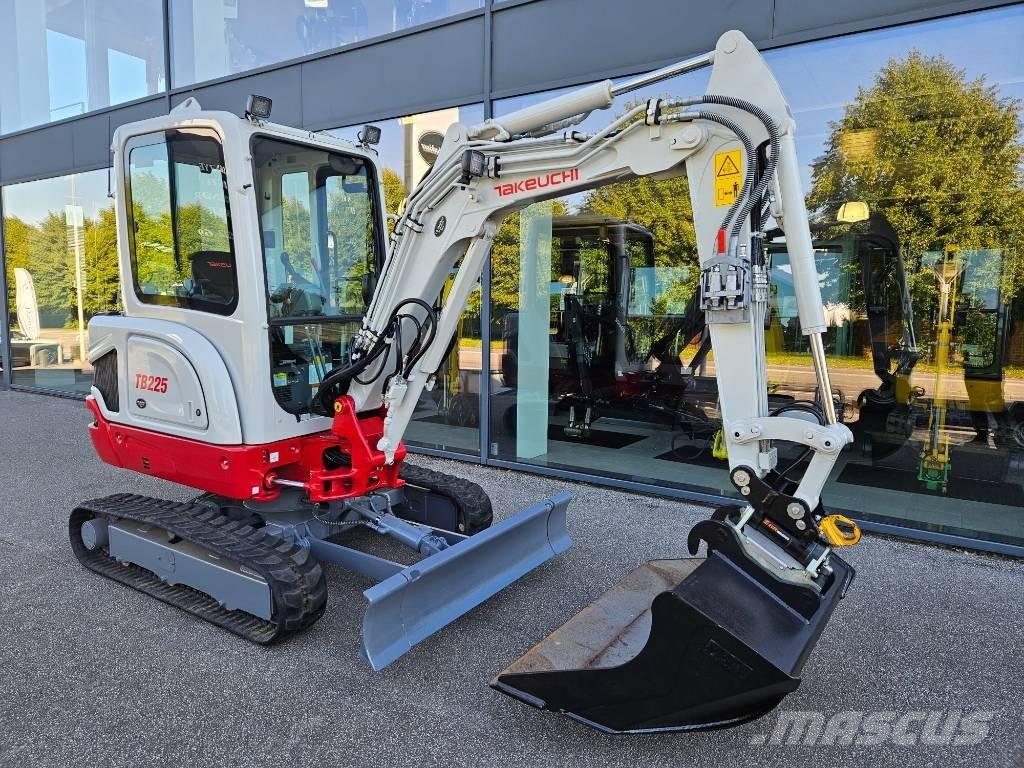 Takeuchi TB 225 Minigravemaskiner