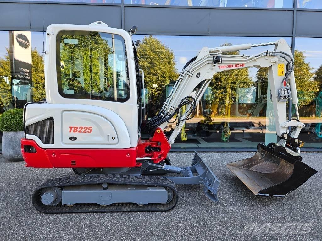 Takeuchi TB 225 Minigravemaskiner
