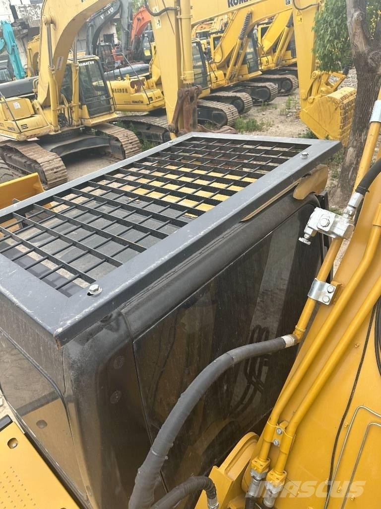 CAT CAT330D Midi-gravemaskiner 7t - 12t