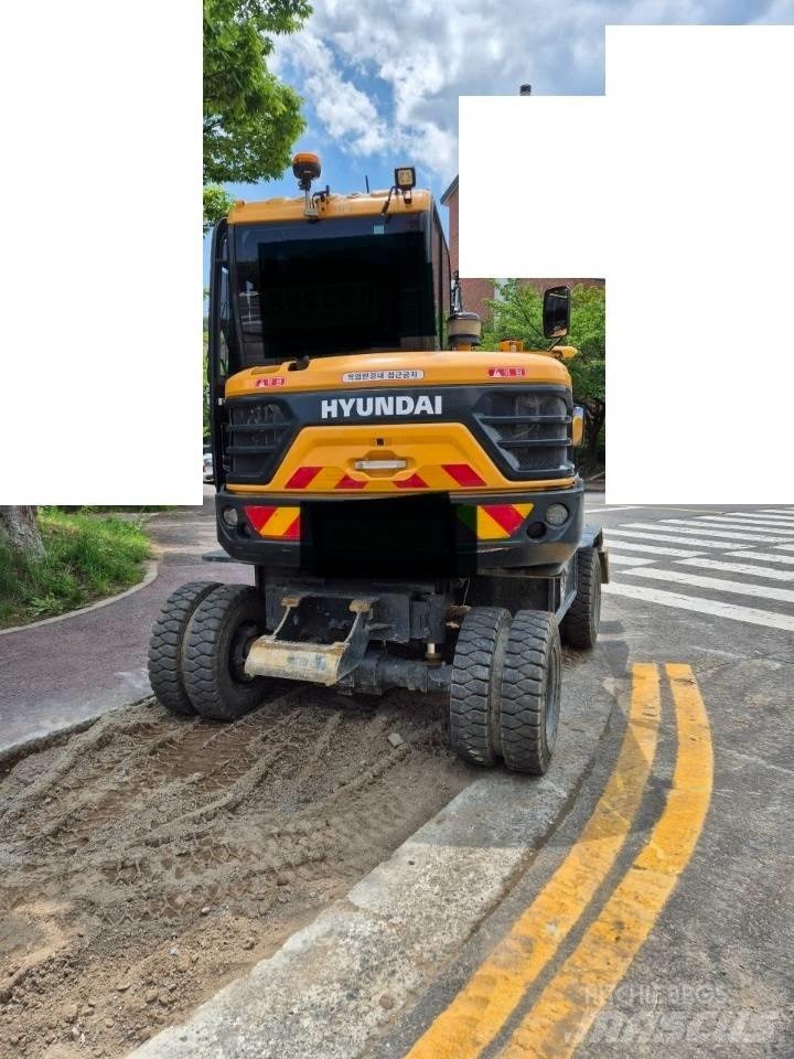 Hyundai 65A Gravemaskiner på hjul
