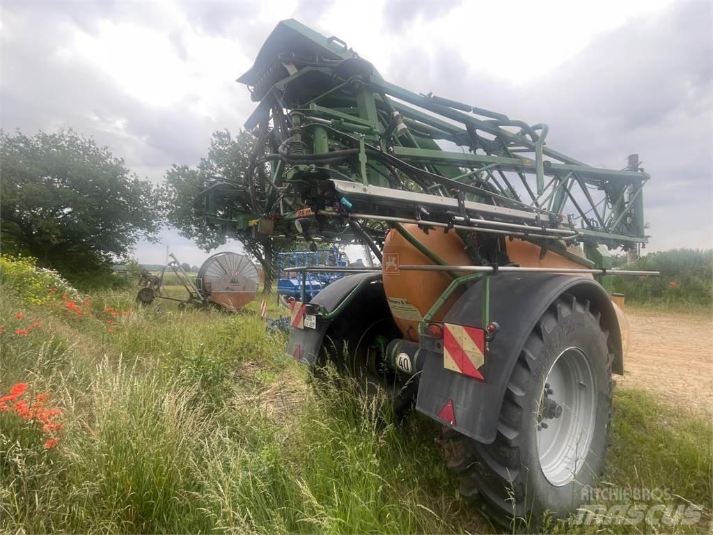 Amazone UX 4200 Trailersprøjter