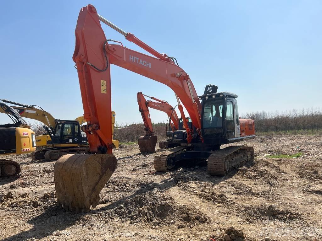 Hitachi ZX 240 Gravemaskiner på larvebånd