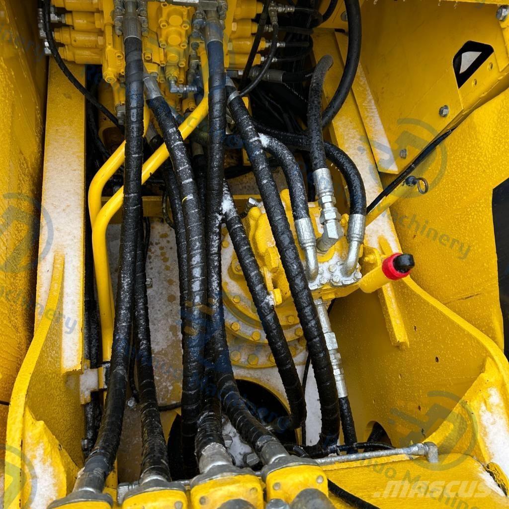 Komatsu PC200-8 Gravemaskiner på larvebånd