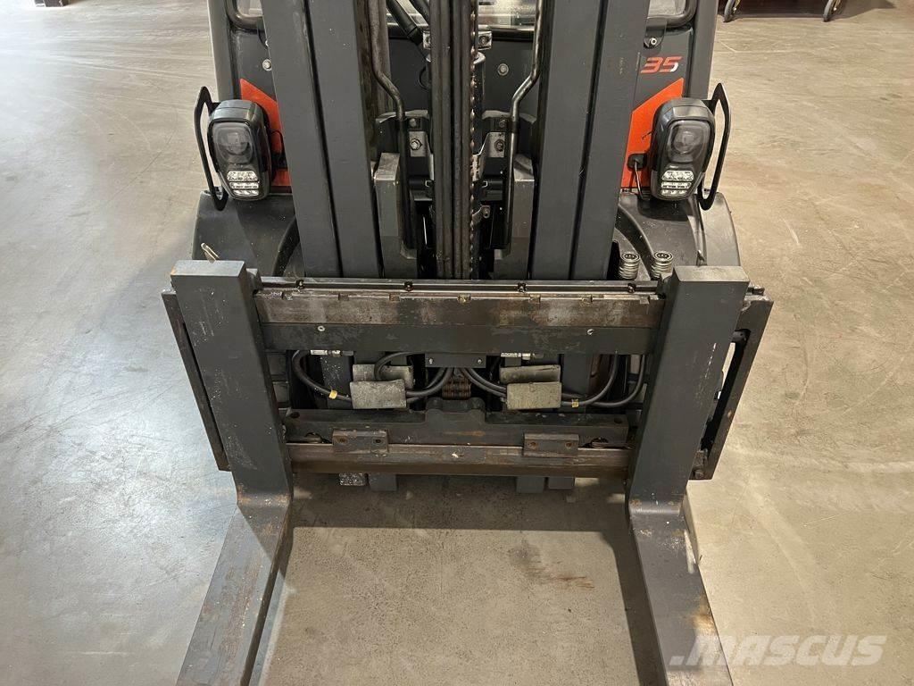 Linde H35D-02 Diesel gaffeltrucks