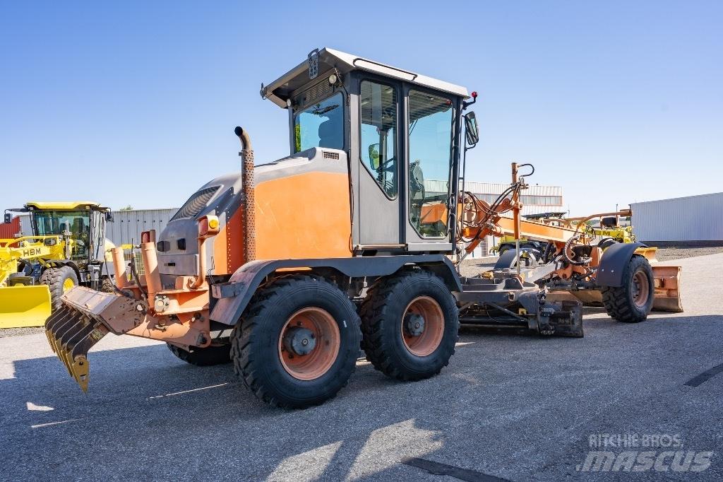 HBM BG 110 TA-4 Vejhøvle / Gradere
