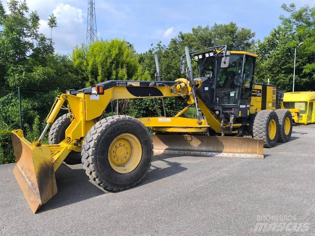 Komatsu GD 675-6 Vejhøvle / Gradere