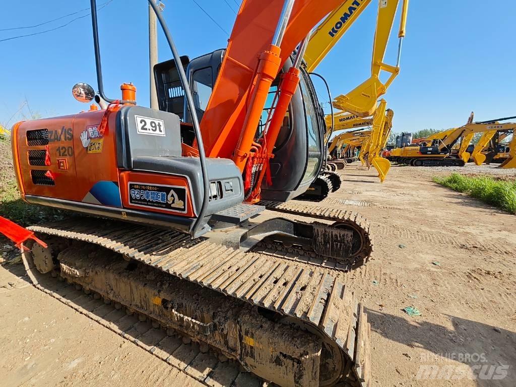 Hitachi ZX 120 Gravemaskiner på larvebånd