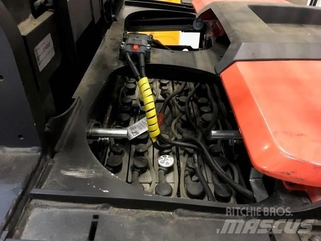 Toyota OME 100 H Plukketruck, høj