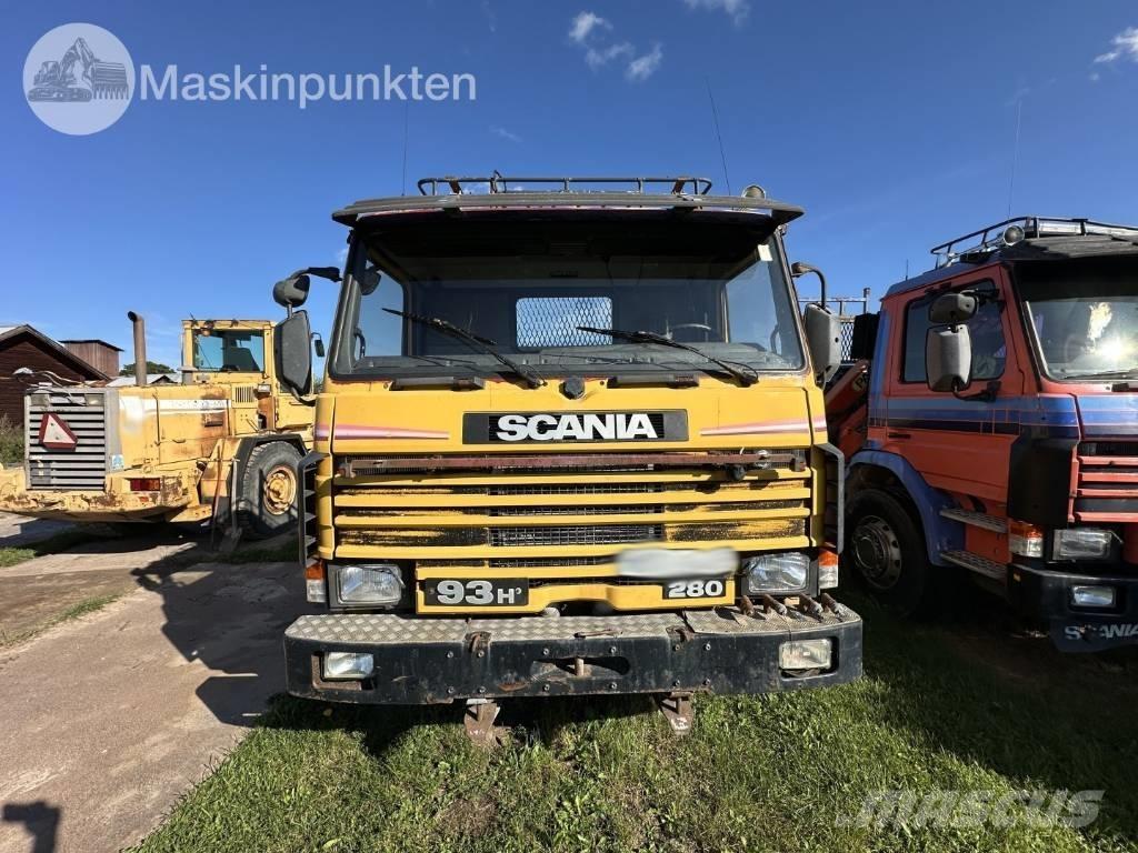 Scania P 93 HL Lastbiler med tip