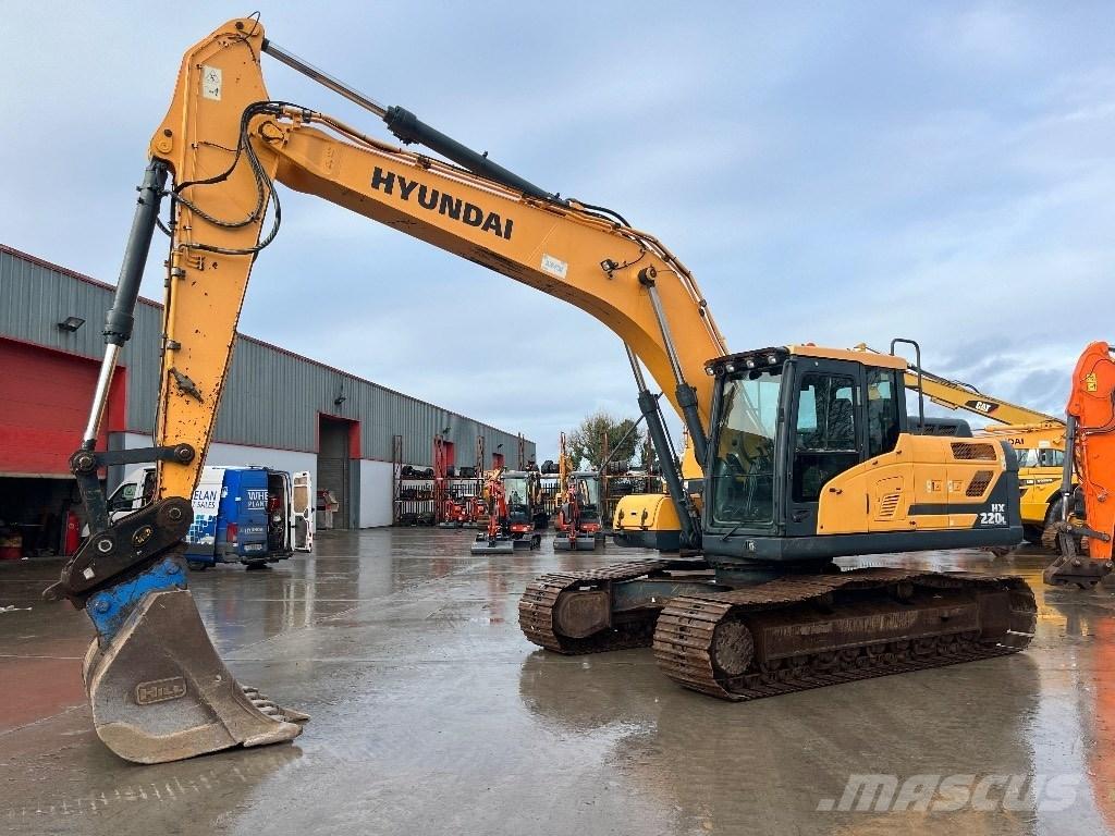 Hyundai HX 220 L Gravemaskiner på larvebånd