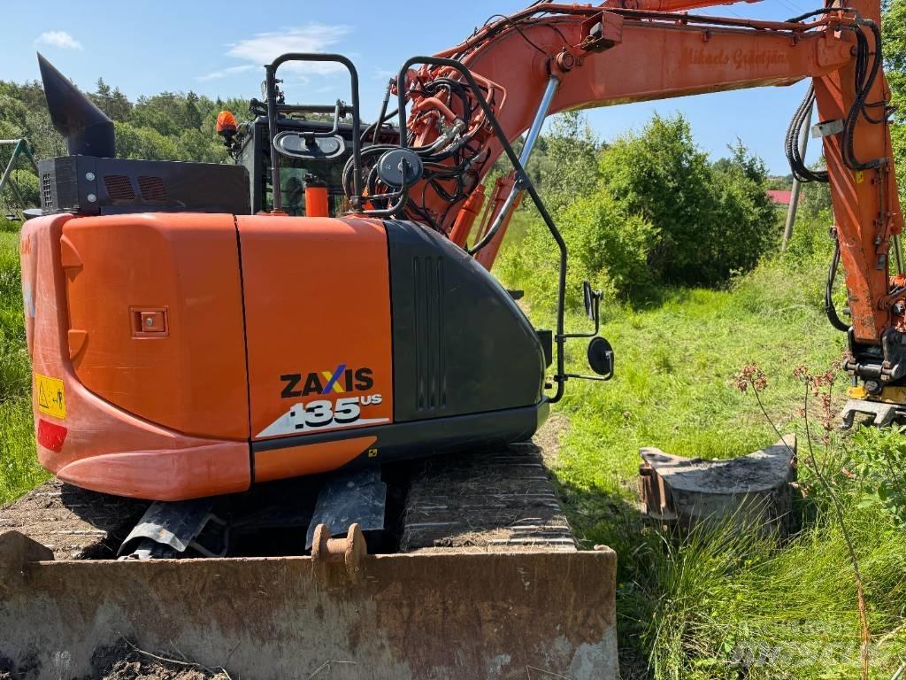 Hitachi ZX135USBL-6 Gravemaskiner på larvebånd
