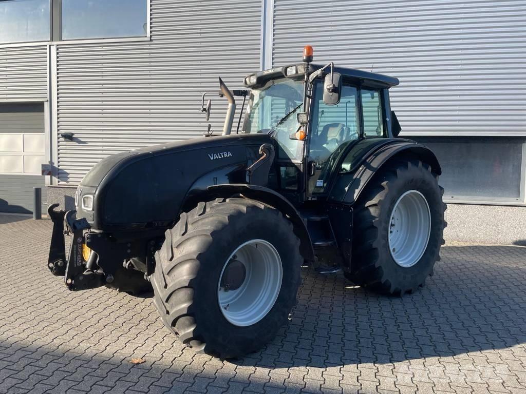 Valtra T151 tractor Traktorer