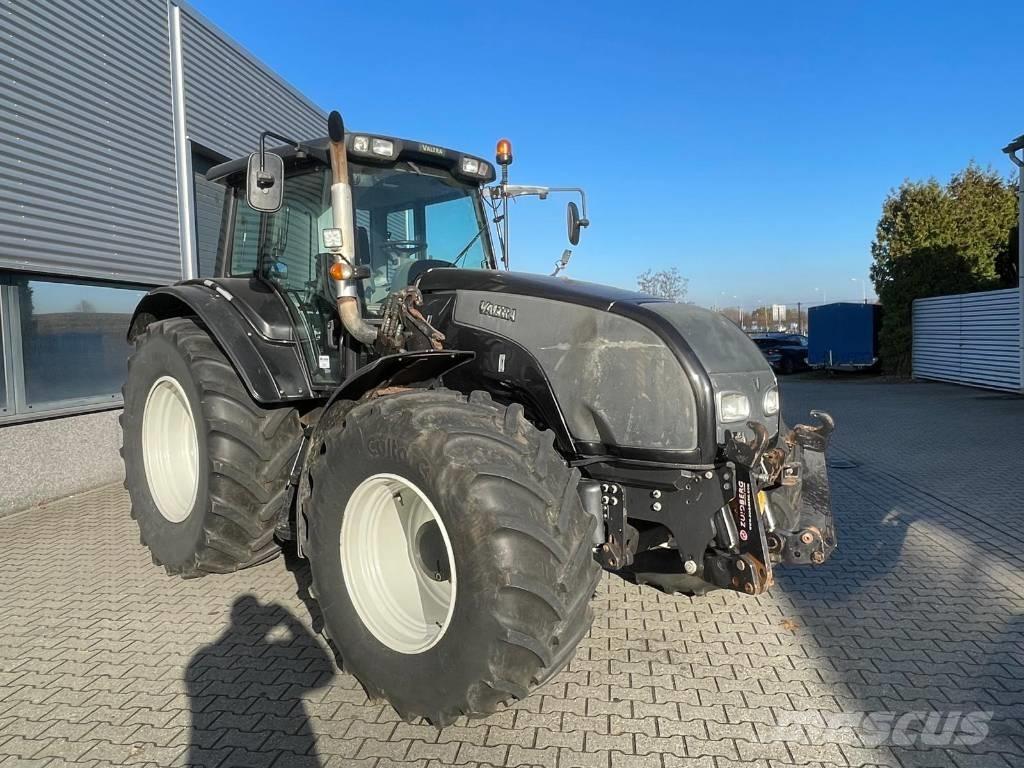 Valtra T151 tractor Traktorer
