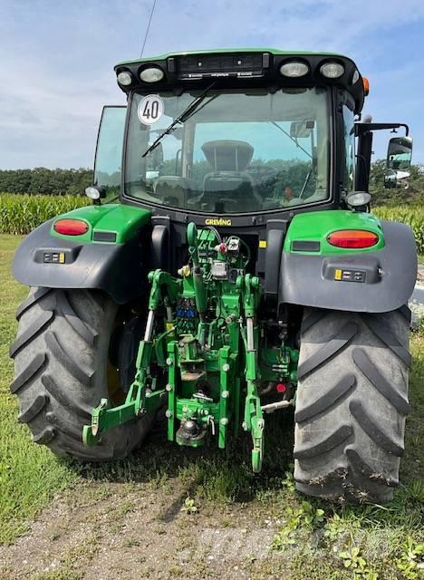 John Deere 6130 R Traktorer