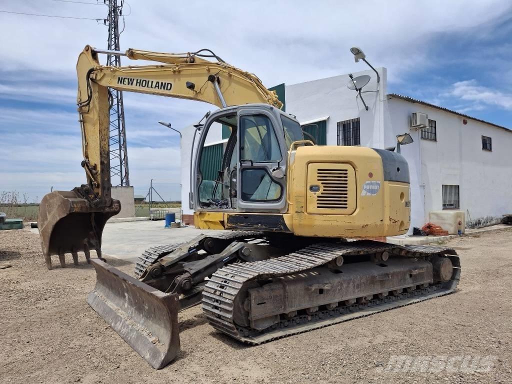 New Holland E 235 SR Gravemaskiner på larvebånd