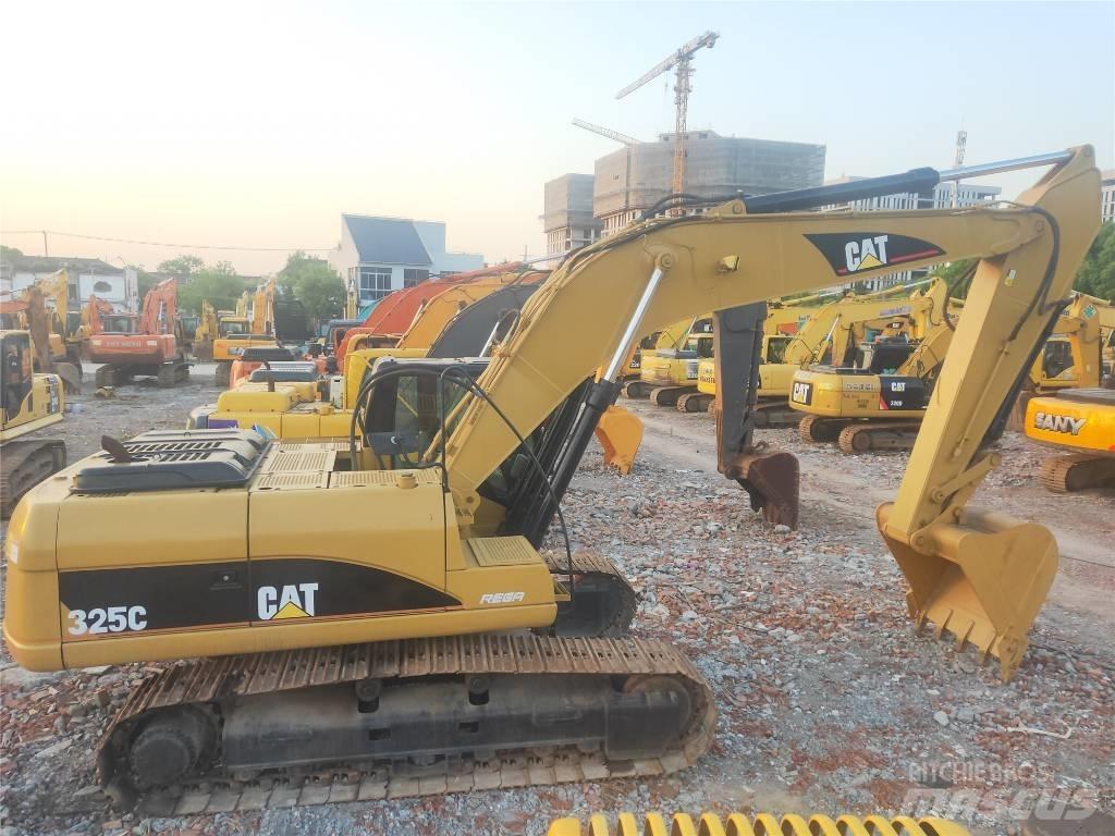 CAT 325 C Gravemaskiner på larvebånd