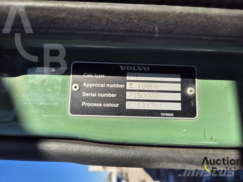 Volvo FM-300 Lastbiler med tip