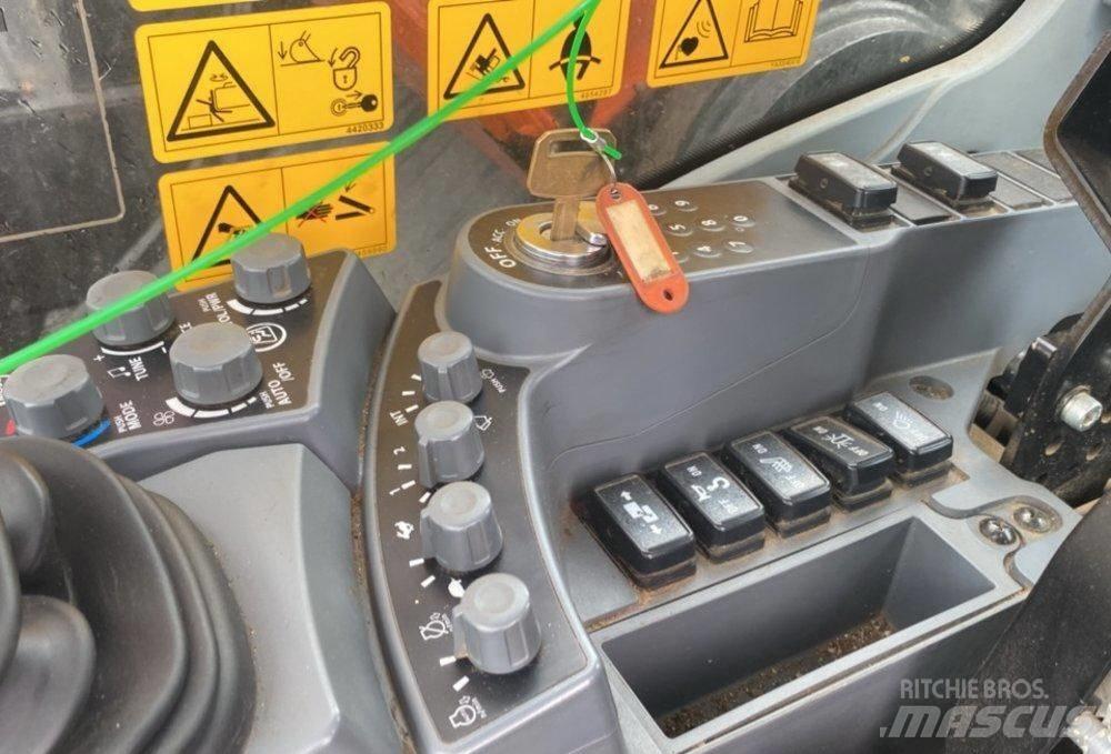 Hitachi ZX 300 LC-7 Gravemaskiner på larvebånd