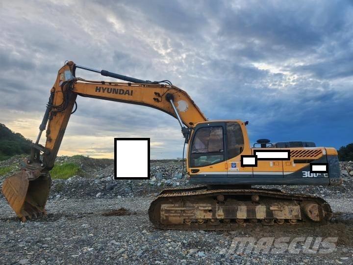 Hyundai Robex 300 LC Gravemaskiner på larvebånd