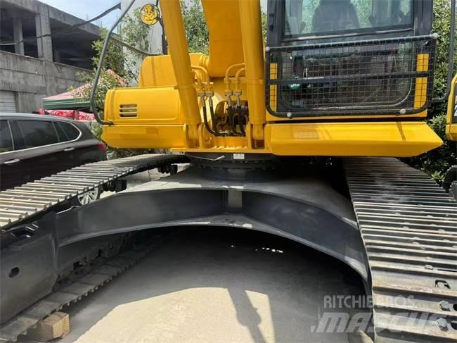 Komatsu PC 220-8 Gravemaskiner på larvebånd