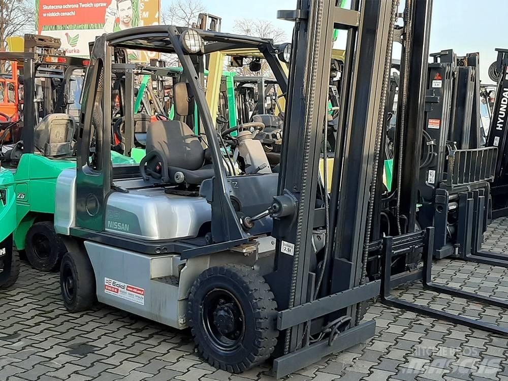 Nissan Y1D2A25Q Diesel gaffeltrucks