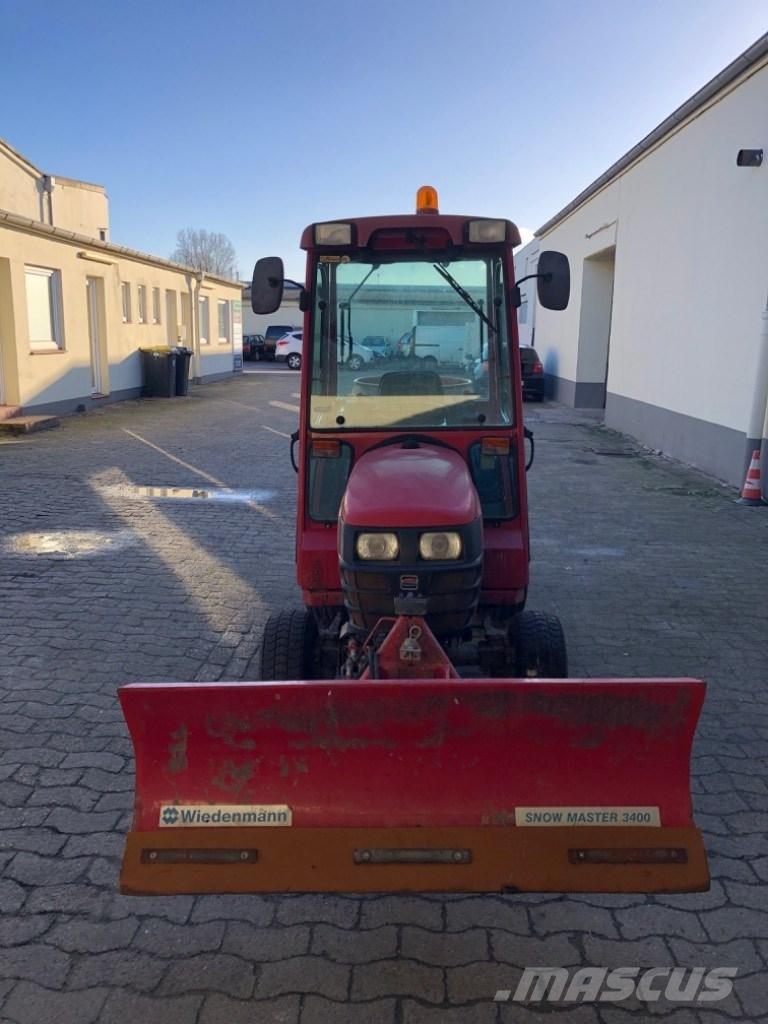 Shibaura ST 324 HST Kompakte traktorer