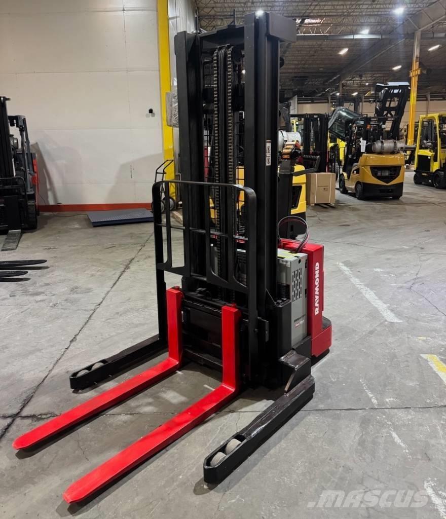 Raymond RSS40 Selvkørende stablere