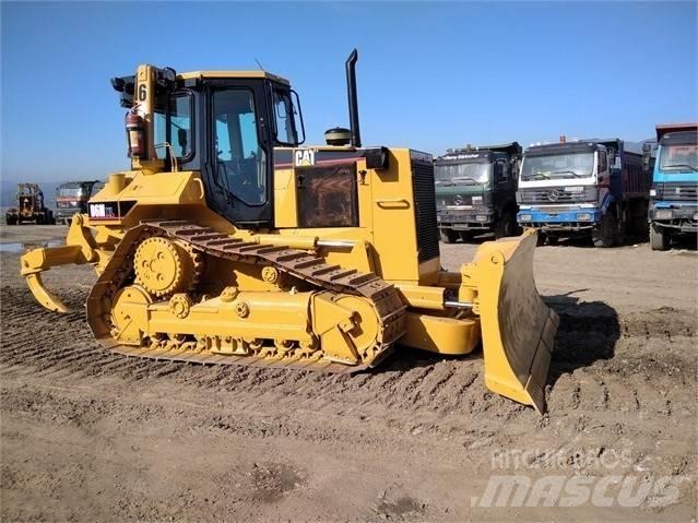 CAT D 6 M Bulldozer på larvebånd