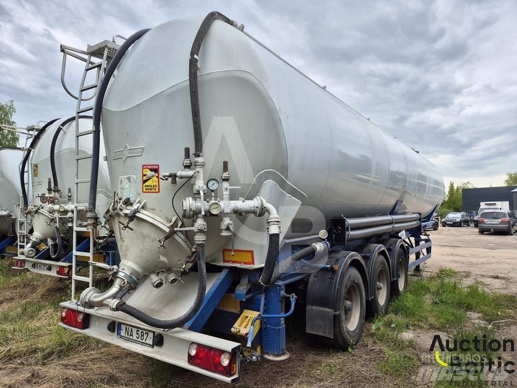 Spitzer SK2760CAL Semi-trailer med Gardinsider