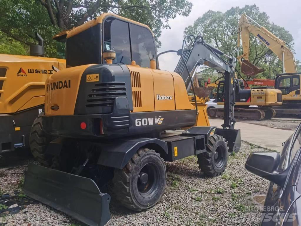 Hyundai Robex 60 W Gravemaskiner på hjul