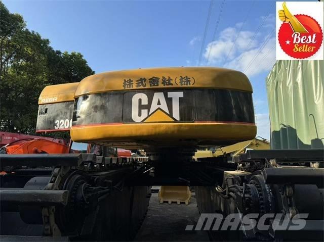 CAT 320 C Amfibiegravemaskine