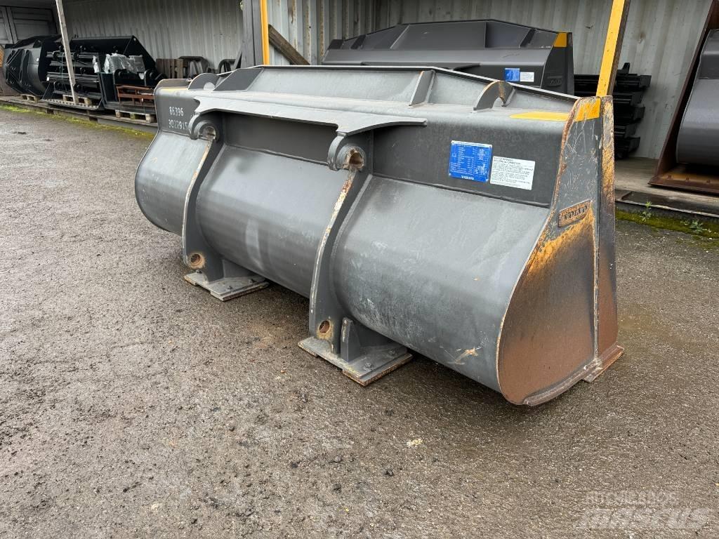 Volvo 1.6m Bucket Skovle