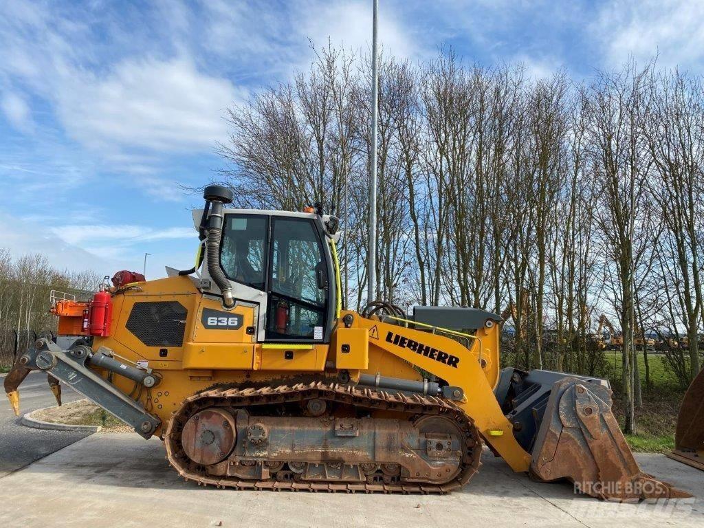 Liebherr LR 636 Larvebåndslæssere